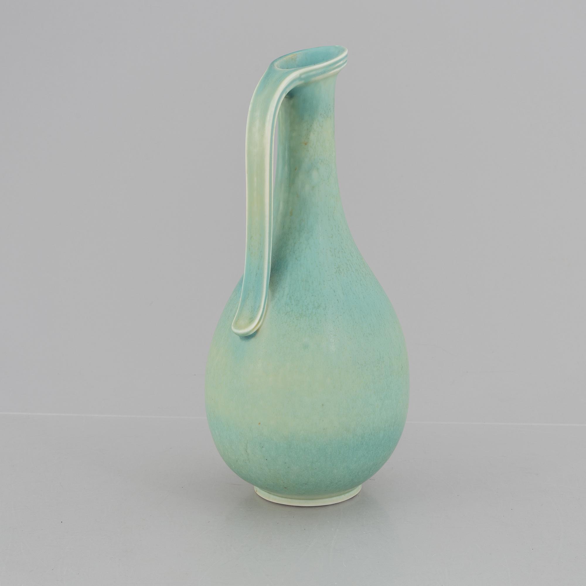 Gunnar Nylund, five pieces of stoneware, Rörstrand, Sweden.