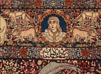 ANTIQUE KERMAN LAVER FIGURAL. 218,5 x 139,5 cm.