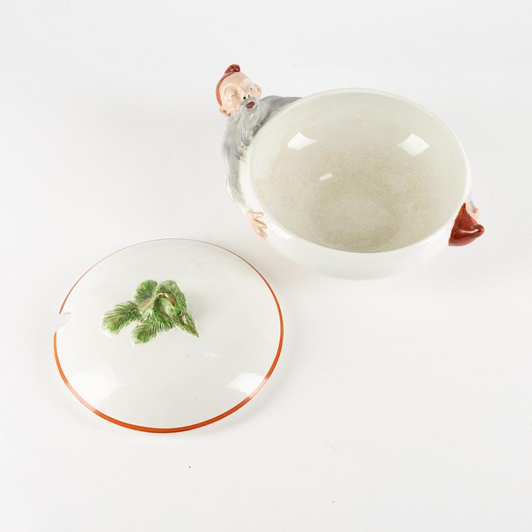 Alf Wallander, terrin med lock, jugend, Rörstrand, omkring år 1900.