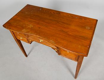 SKRIVBORD, gustaviansk stil, 1900-talets första hälft.