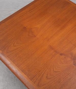 Kurt Østervig, teak veneered coffee table, Jason.