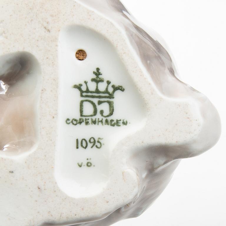 Jens Peter Dahl-Jensen, figurines 3 pcs Denmark porcelain.