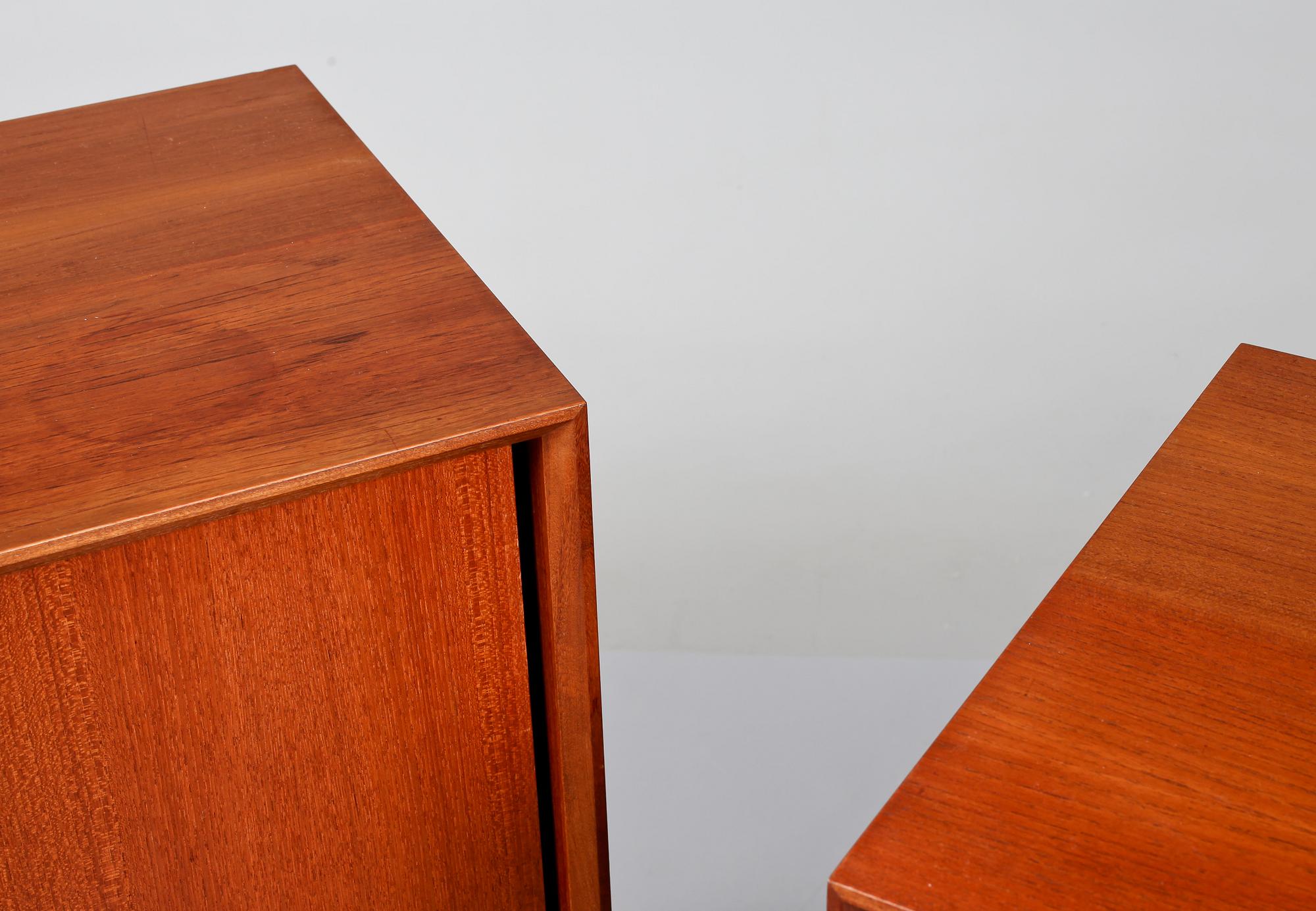SIDEBOARD, 2 st, 1950/60-tal.