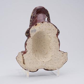 A Michael Schilkin stoneware sculpture of a frog, Arabia, Finland.