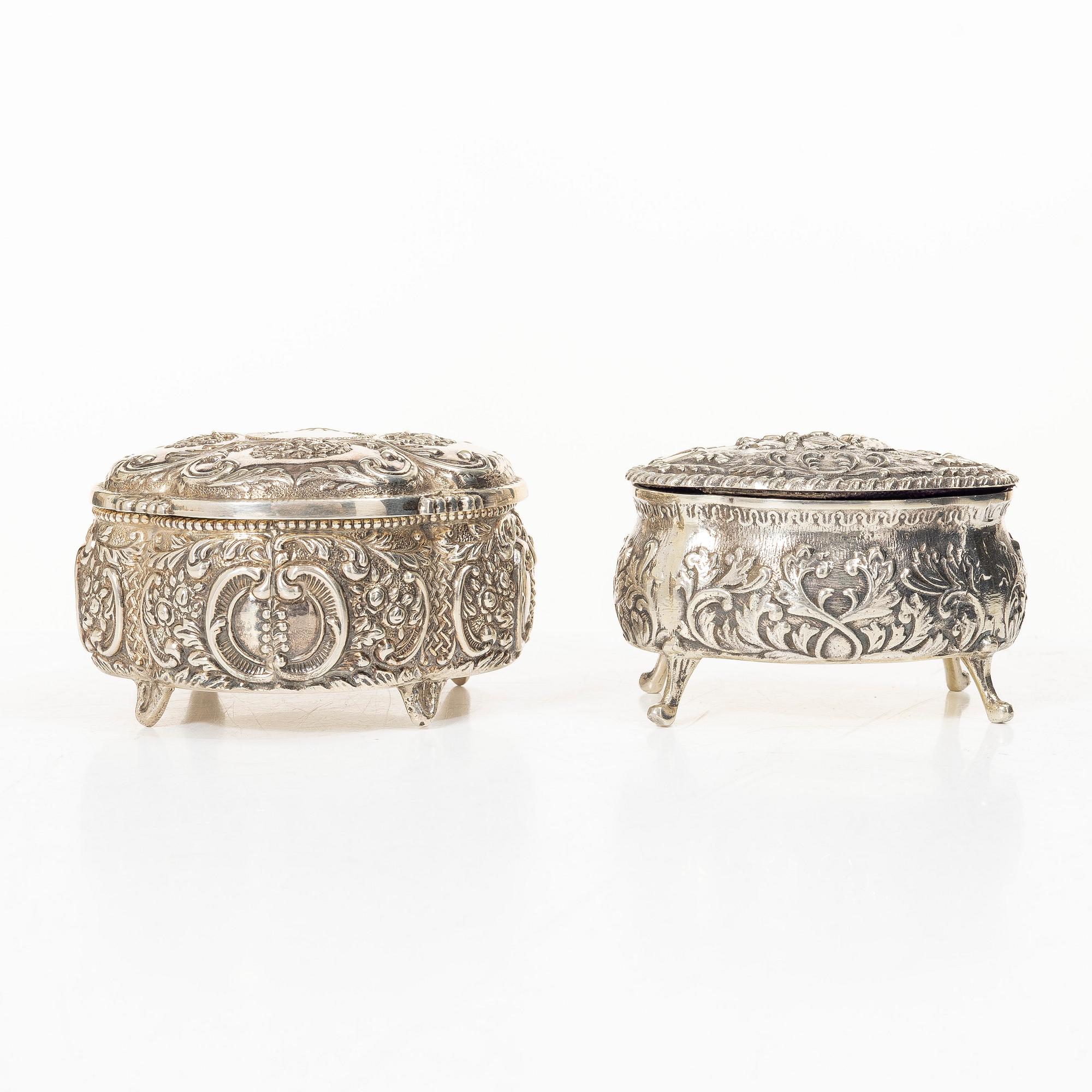 Two covered boxes, silver, Rococo style, 20th century.