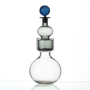 Kaj Franck, A Kaj Franck decanter 'The bells of the Kremlin', Nuutajärvi Notsjö, Finland 1960's.