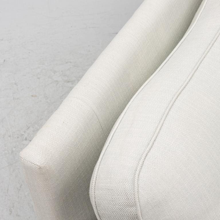 A Howard model sofa, 21st century.