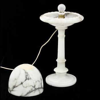 PIEDESTAL MED LAMPA, alabaster, 1900-tal.