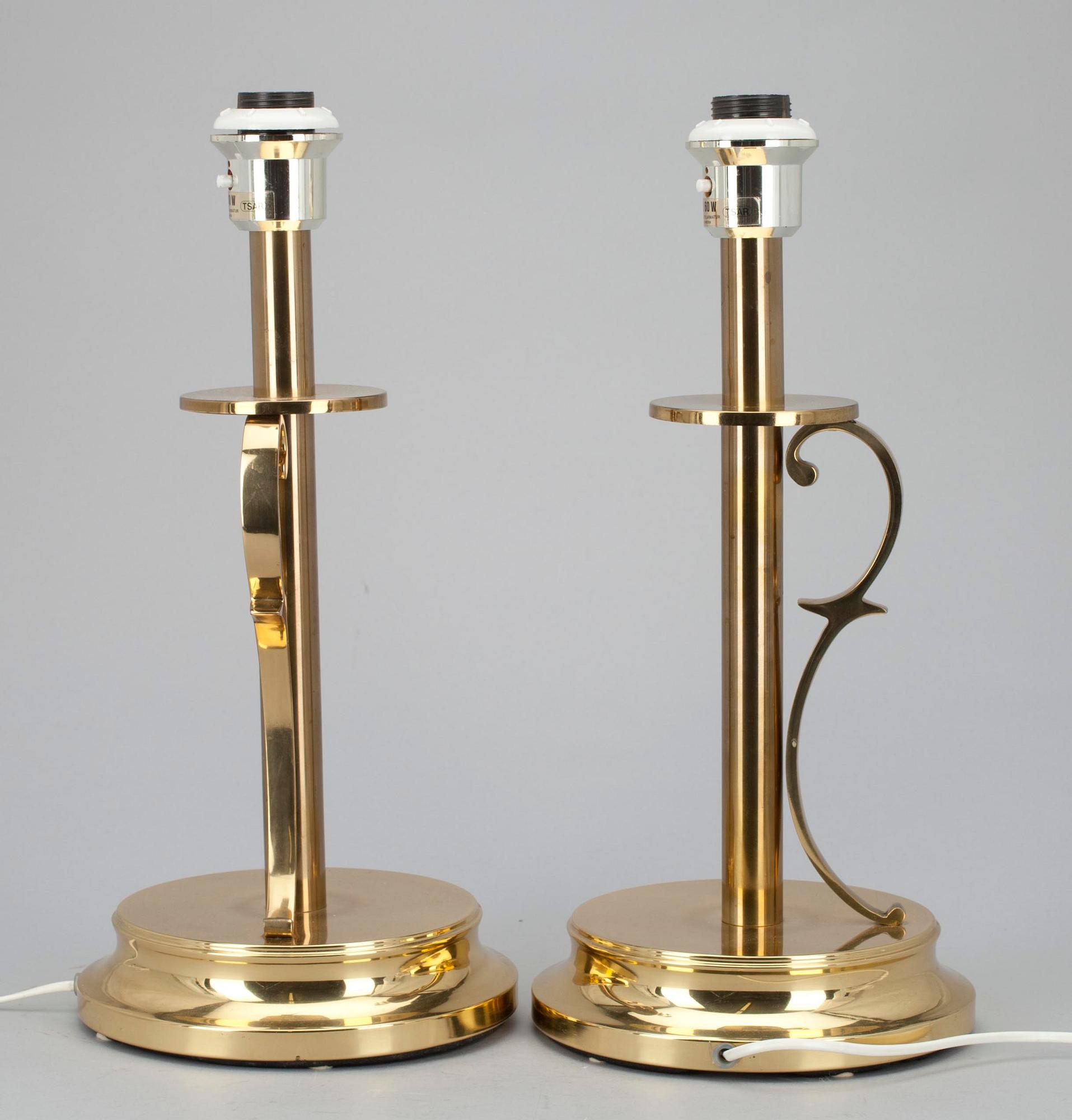 BORDSLAMPOR ett par, mässing, Tranås Stilarmatur, 1900-talets slut.