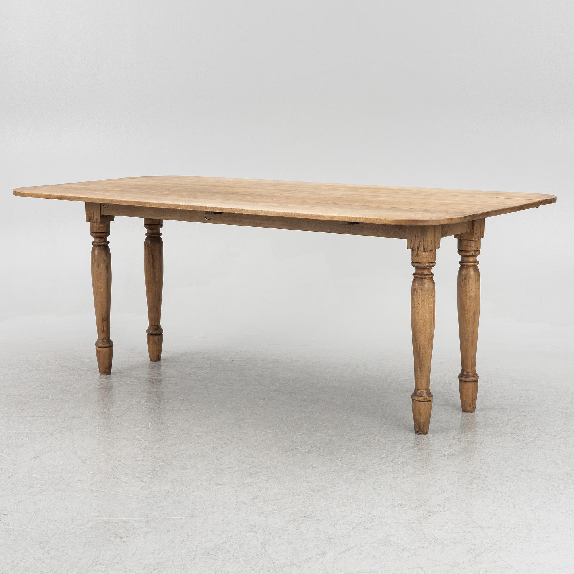 Ralph Lauren Home, a dining table, Nordiska Kompaniet.