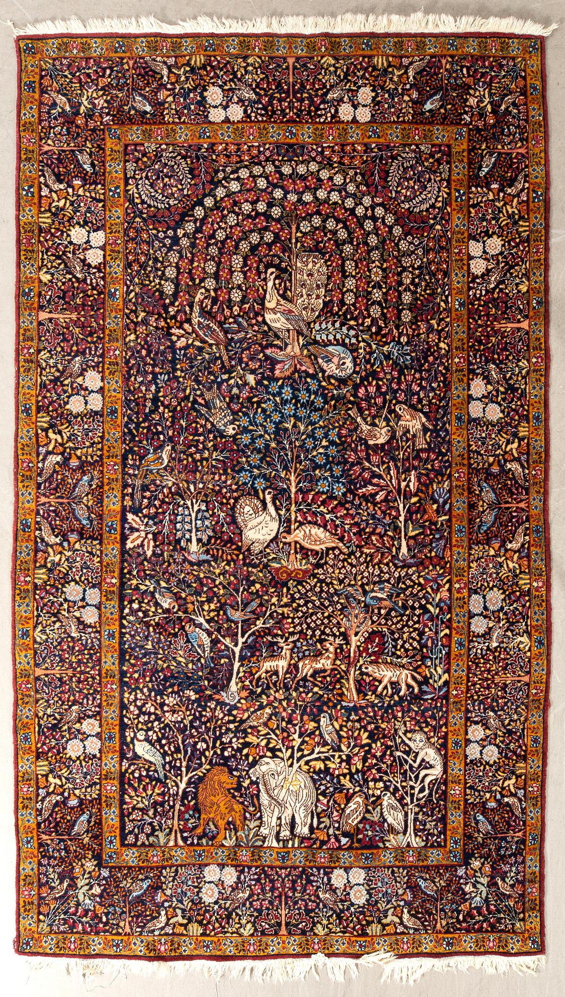 Carpet Kirman semi-antique figural approx. 263x147 cm.
