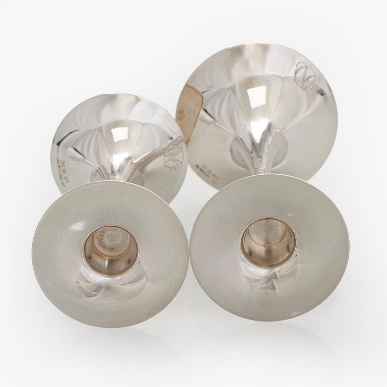 Tapio Wirkkala, Ljusstakar, 2 st, silver, "Trumpetti", Kultakeskus, Tavastehus 1989 och 1990.