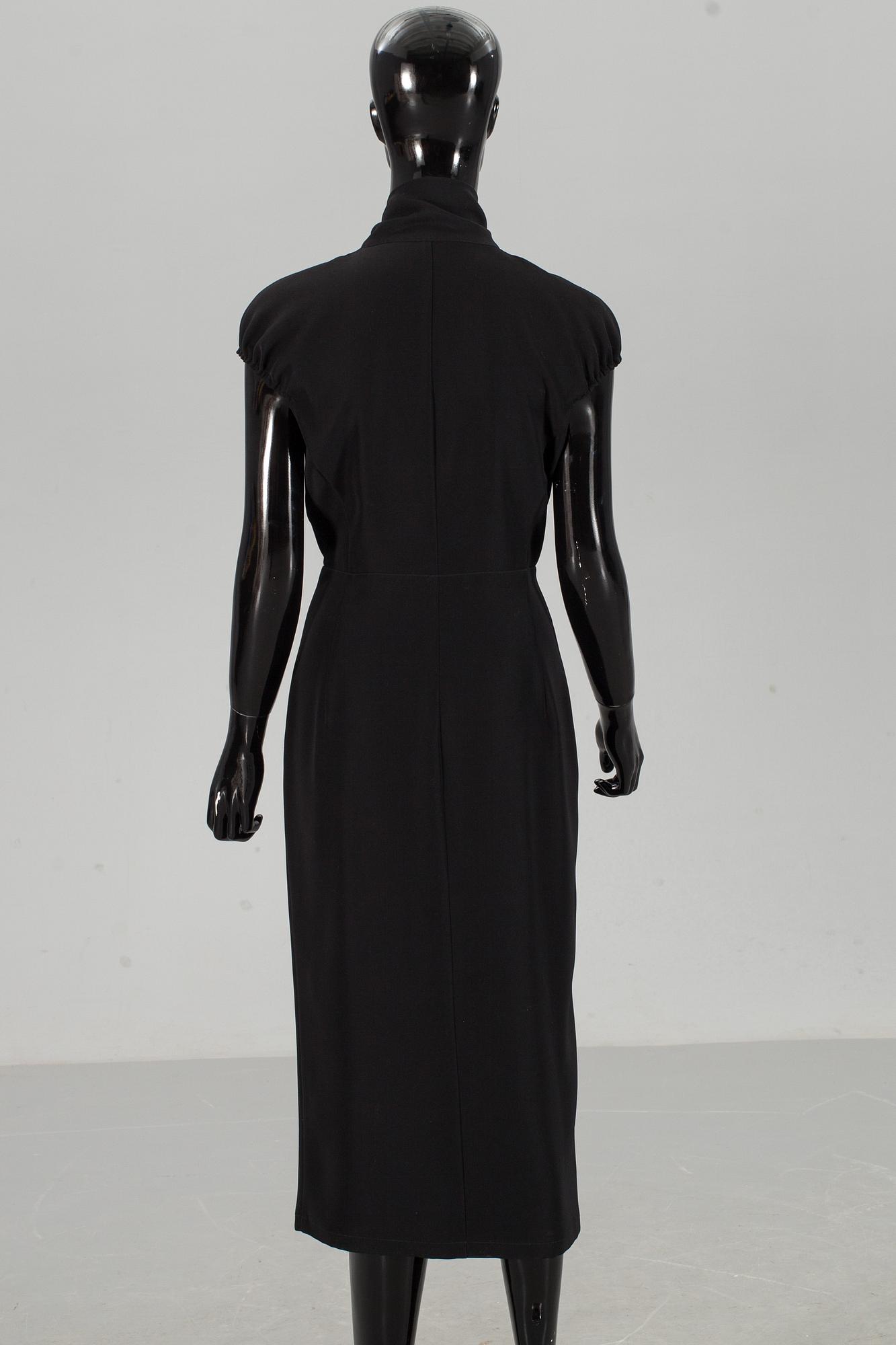 KLÄNNING, Emporio Armani.