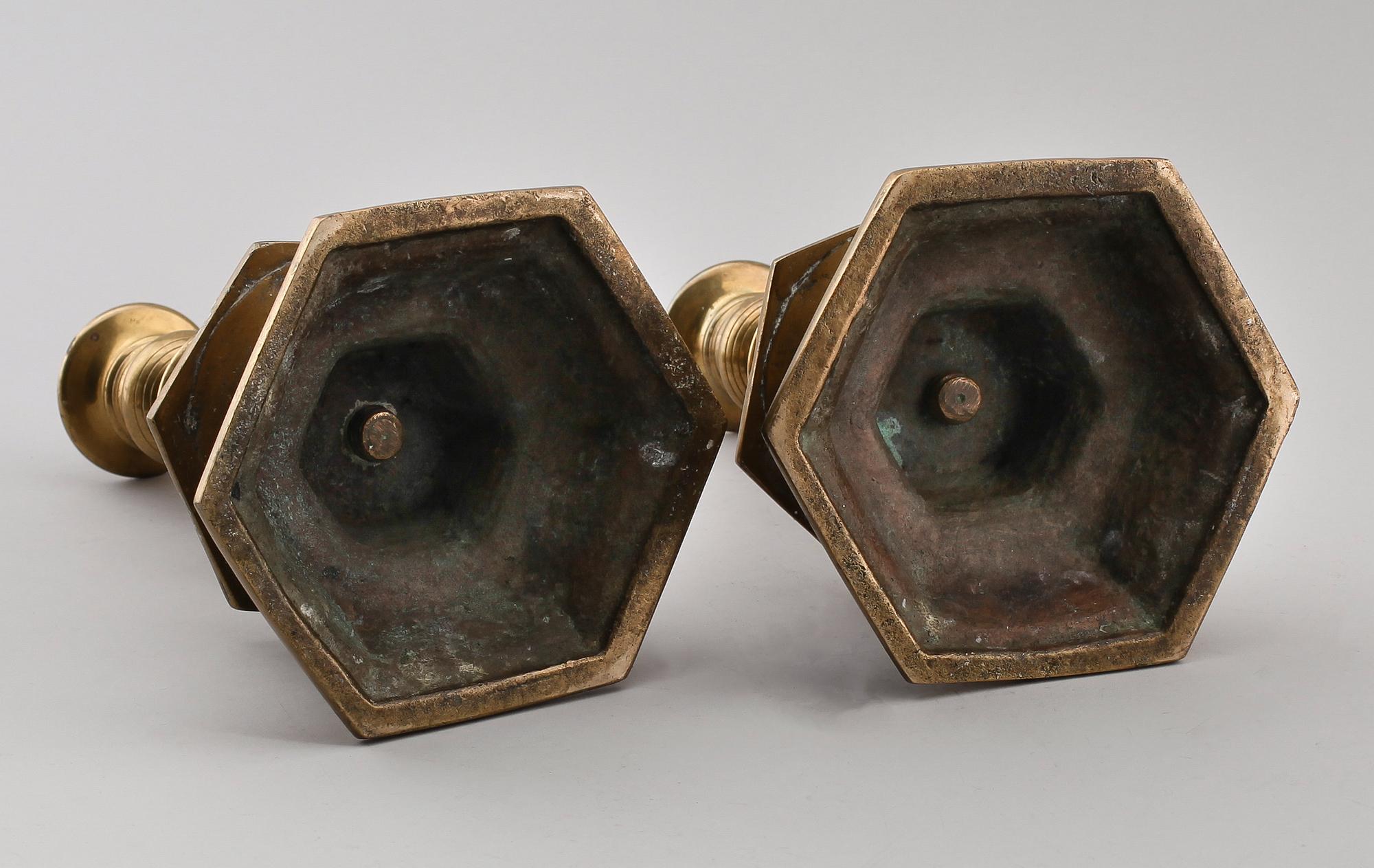 LJUSSTAKAR, 1 par, barockstil, mässing, 1800-/1900-tal.