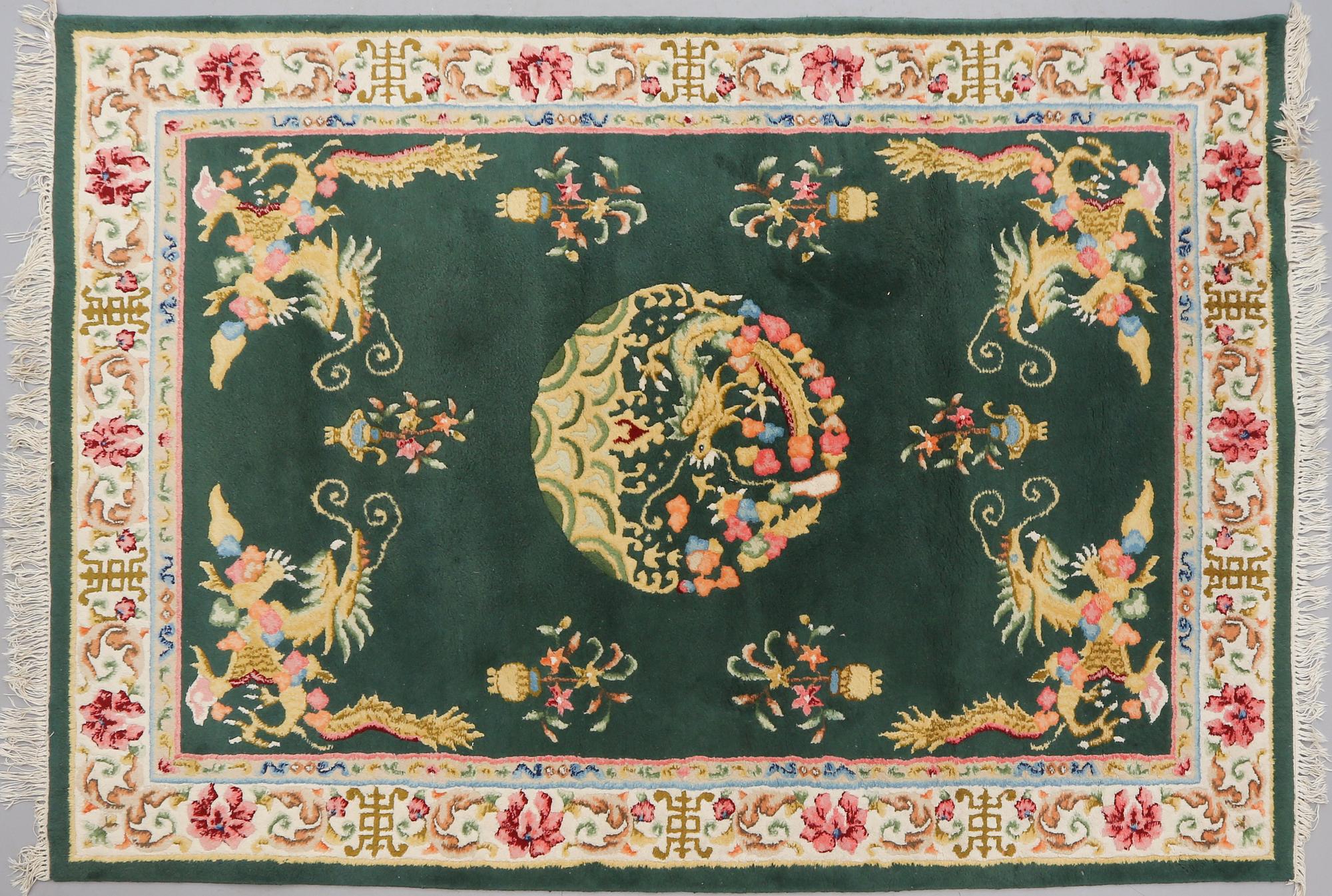 MATTA, Kina, 250 x 175 cm, old.