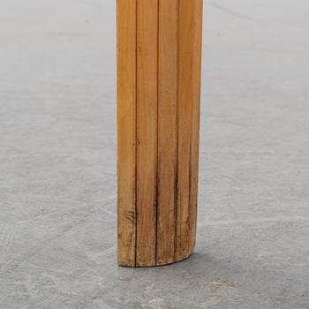 Alvar Aalto, pall modell "X601", Artek, 1900-talets andra hälft.