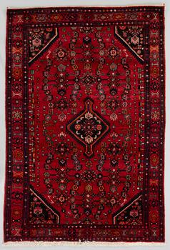 Carpet, oriental, 220 x 147 cm.