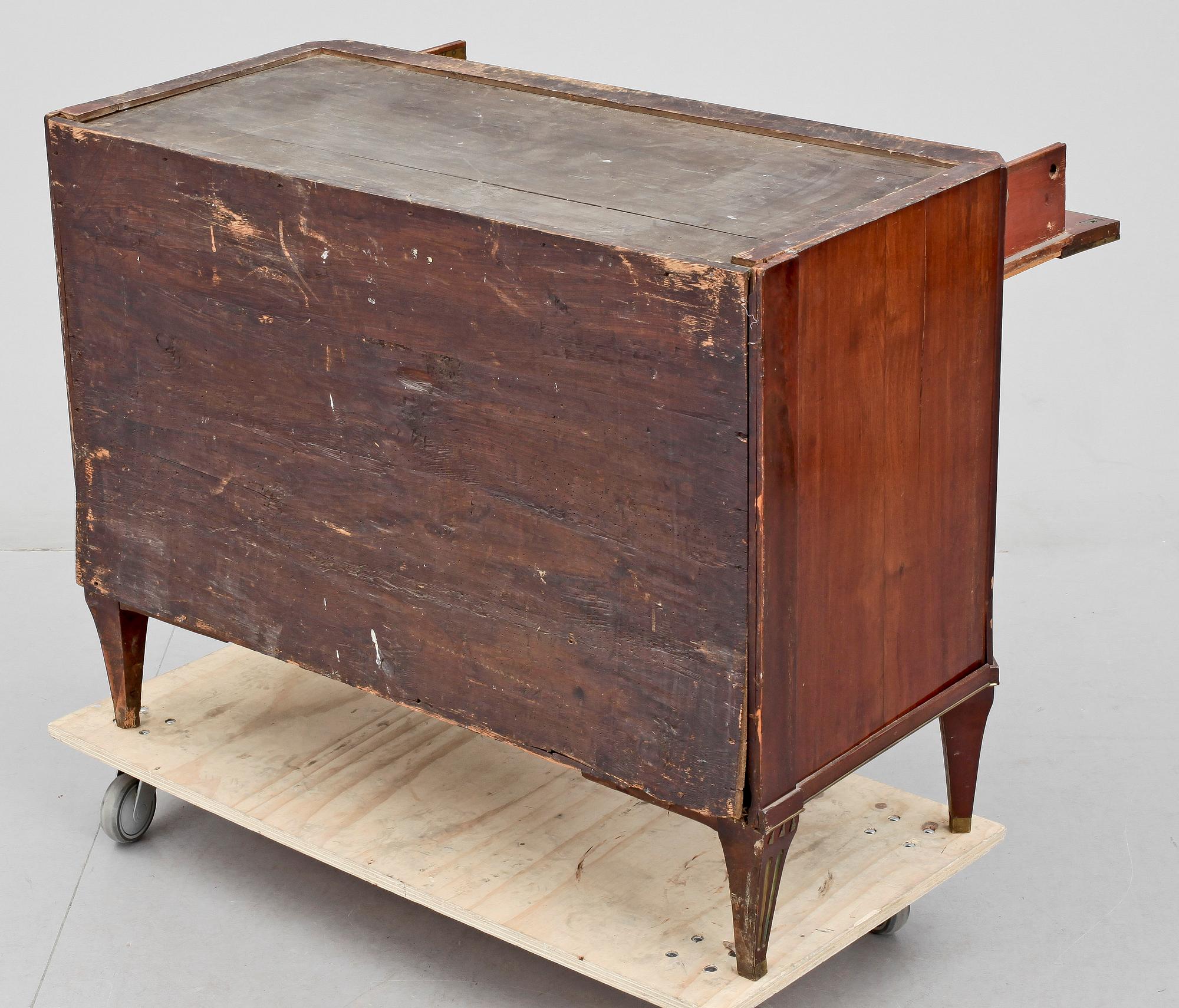 SKRIVBYRÅ, sengustaviansk, 1800-talets början.