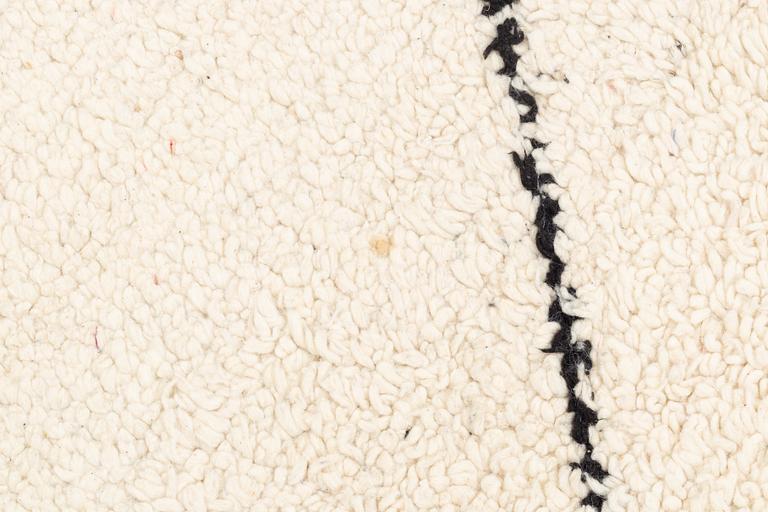 A carpet, Morocco, Beni Ourain, ca 275 x 159 cm.