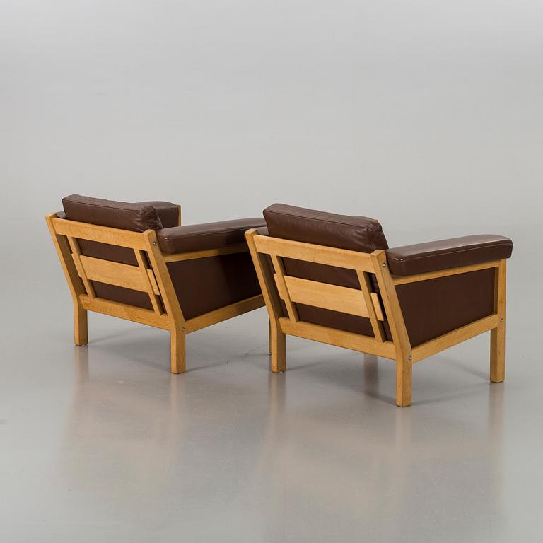 HANS J WEGNER, a pair of armchairs Getama late 20th century.