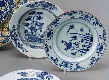 PARTI PORSLIN, 7 delar, mestadels Kina 1700-tal samt 1900-tal.
