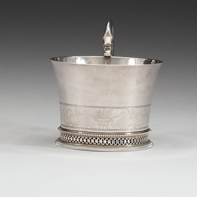 A French late 18th century cup, makers mark of Marie-Joseph-Gabriel Genu, Paris. Directoire.