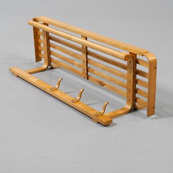 KLÄDHÄNGARE, möjligen Syrjät Oy, Vatiala, 1950-tal.