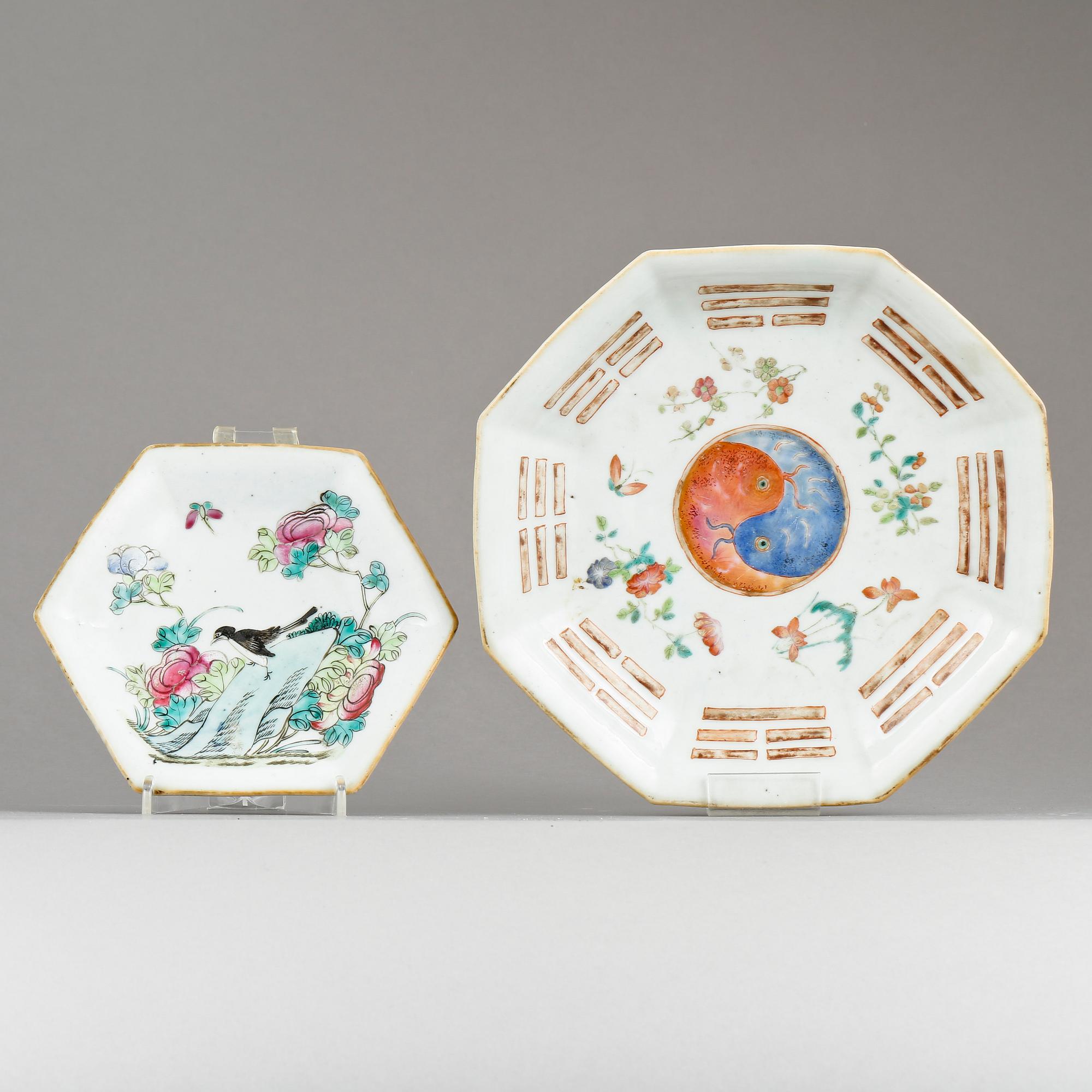 FAT, 2 stycken, porslin, Qingdynastin 1800-tal.