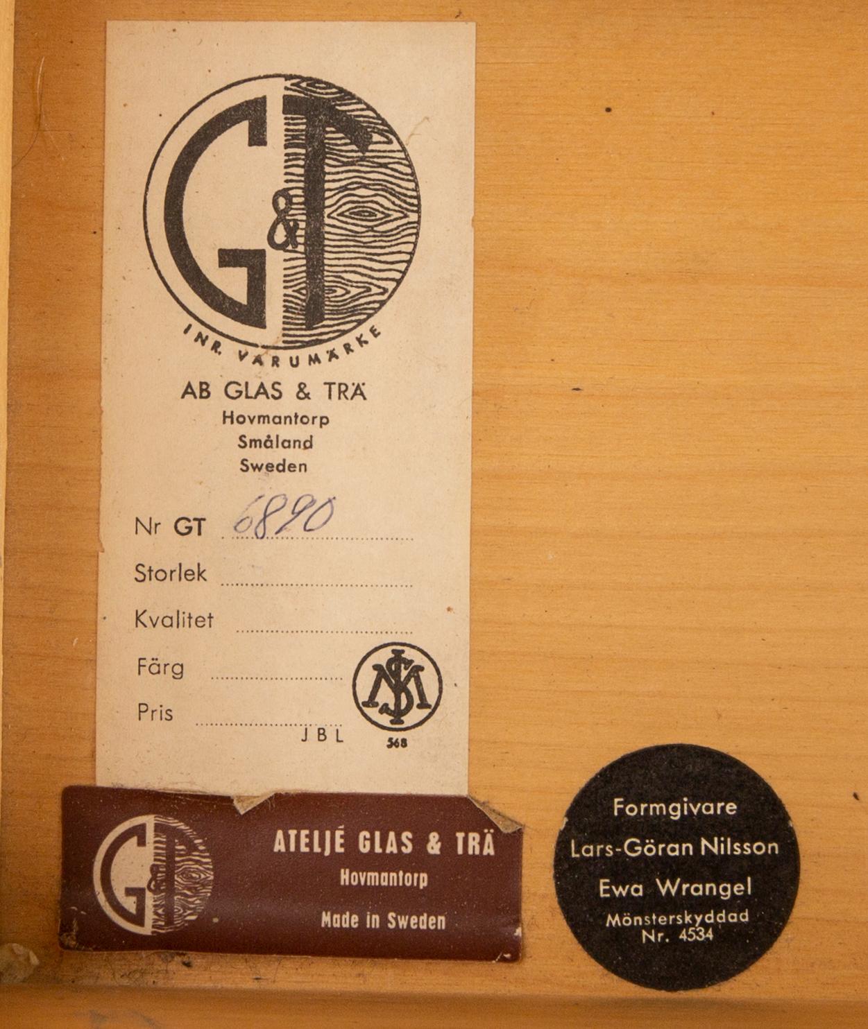 Hallmöbel/Spegel, spegel samt byrå, Glas & Trä. Hovmantorp, 1960 / 70-tal.