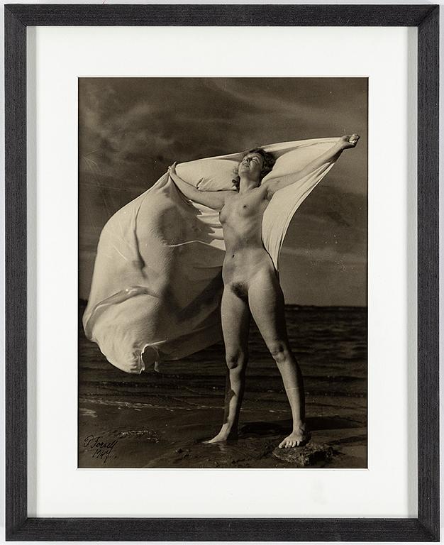 PER FORSELL, silver gelatin print, signed and dated 1947.