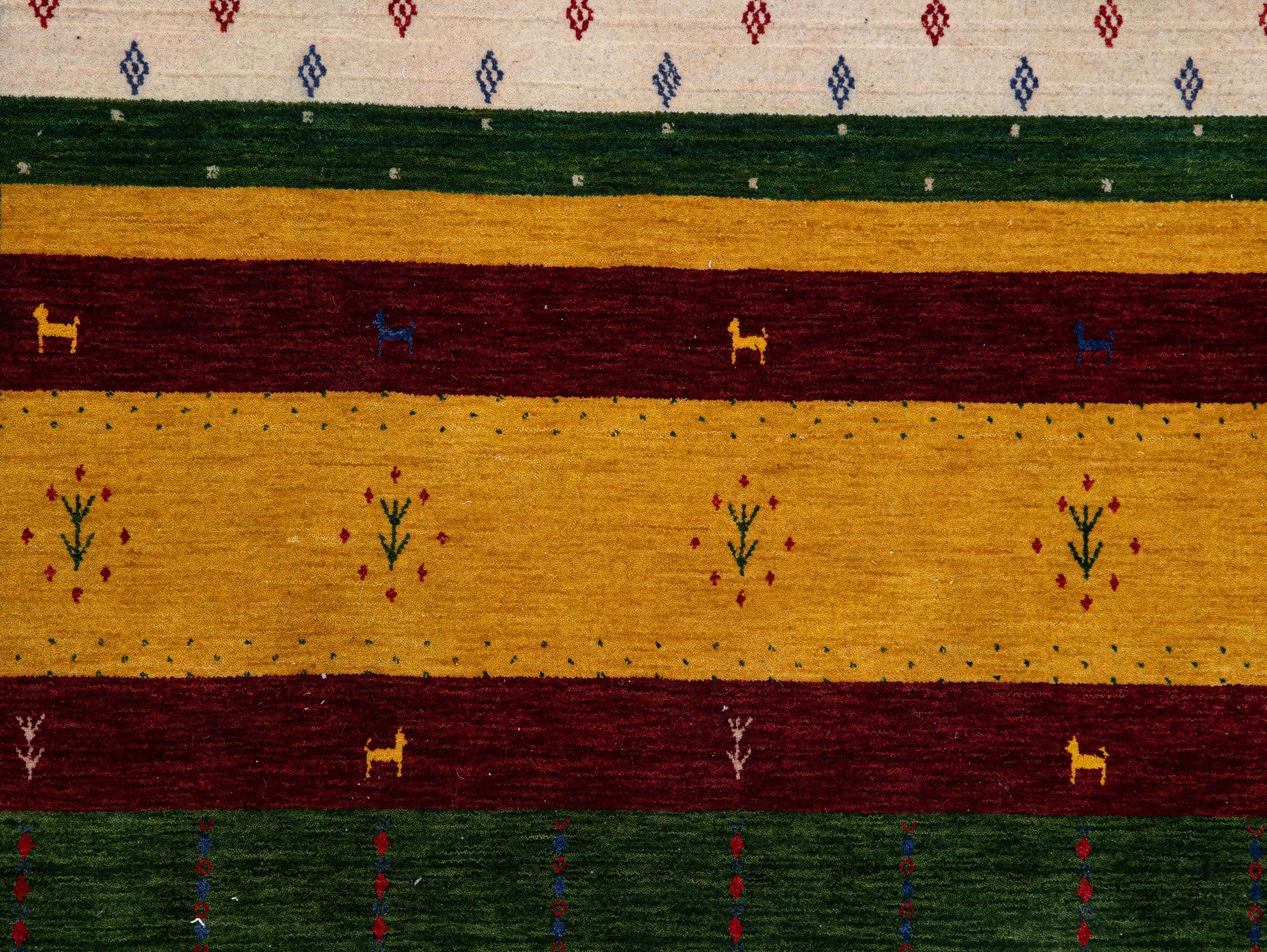 Matta, Raj Lori, ca 240 x 170 cm.