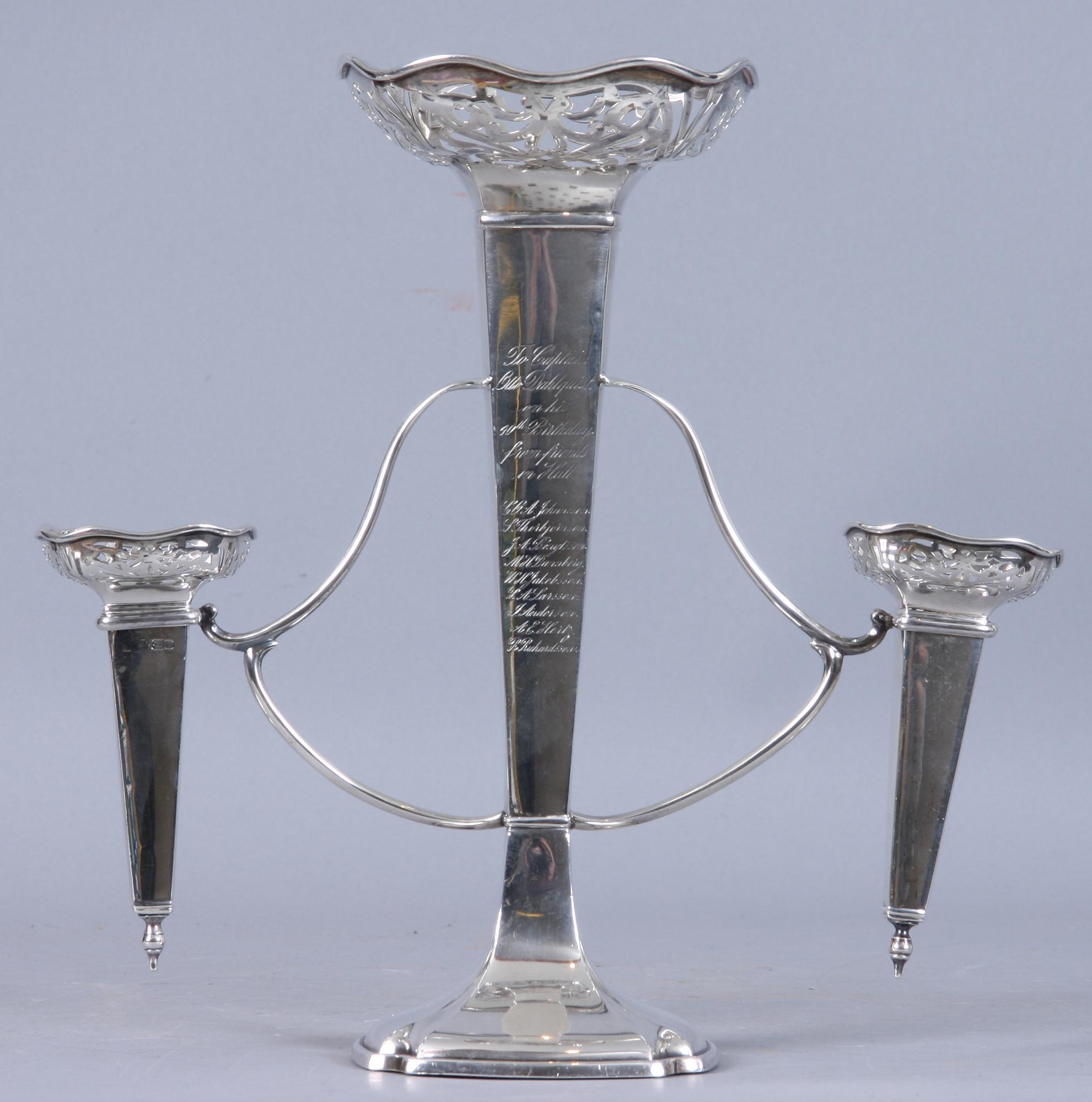 VAS, silver, Robert F. Mosely, Sheffield, England, 1915.