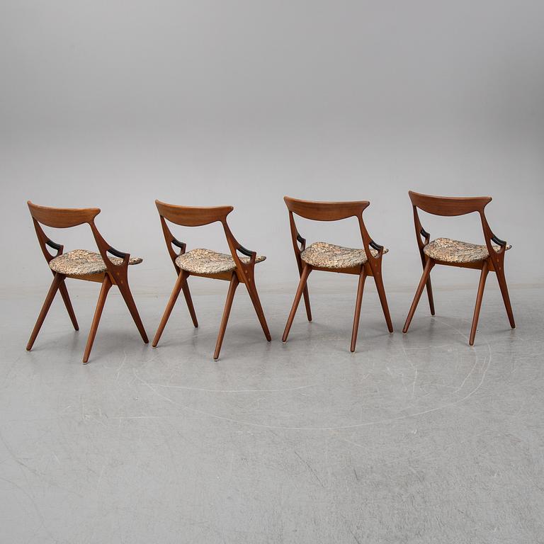 Arne Hovmand-Olsen, a set of four '71' chairs from Mogens Kold.