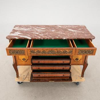 Chest of drawers, Gustavian style, mid-20th century.