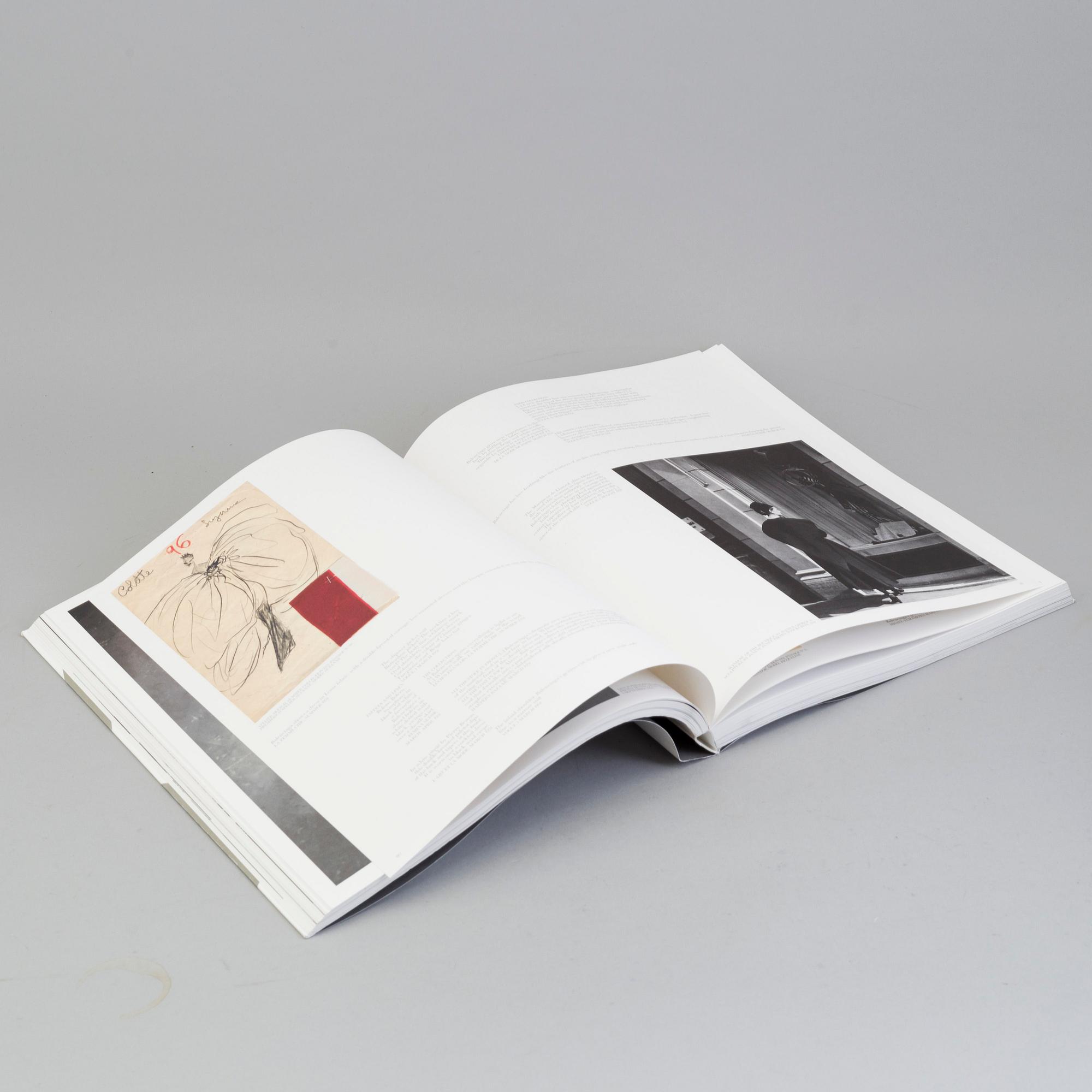 BOOKS ABOUT FASHION (3): Balenciaga.