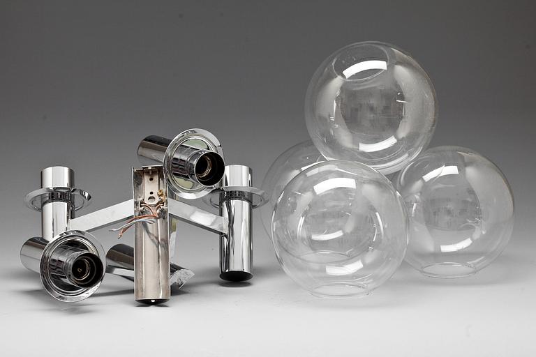 VÄGGLAMPOR, ett par, Hans Agne Jakobsson AB, Markaryd, 1900-talets andra hälft.