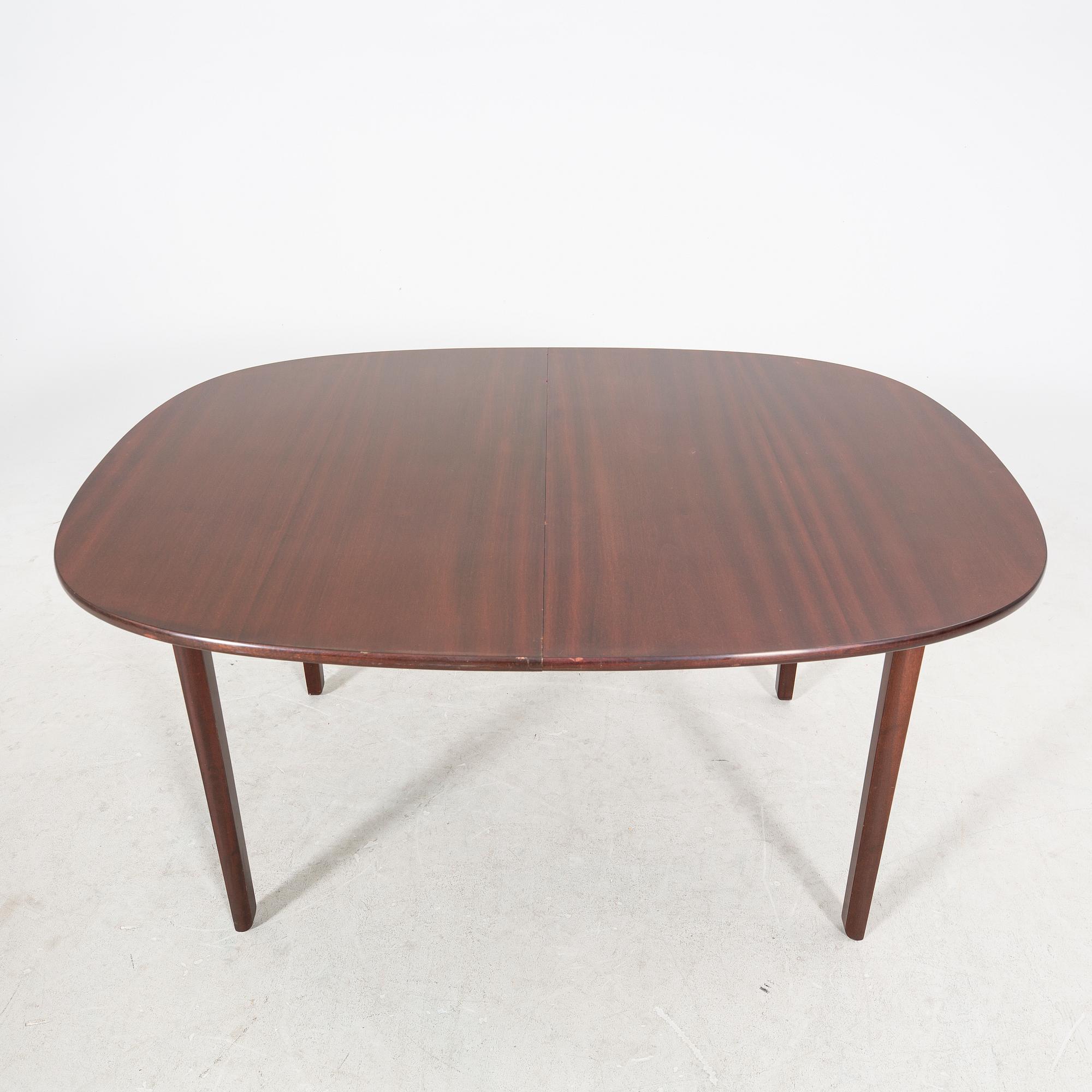 Ole Wanscher, matbord "Rungstedlund" för  P Jeppesen Danmark 1960-tal.