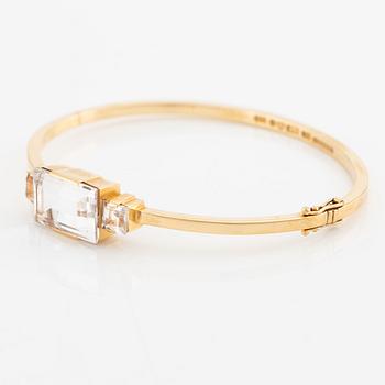 Armband 18K guld med trappslipad bergkristall, Stigbert.