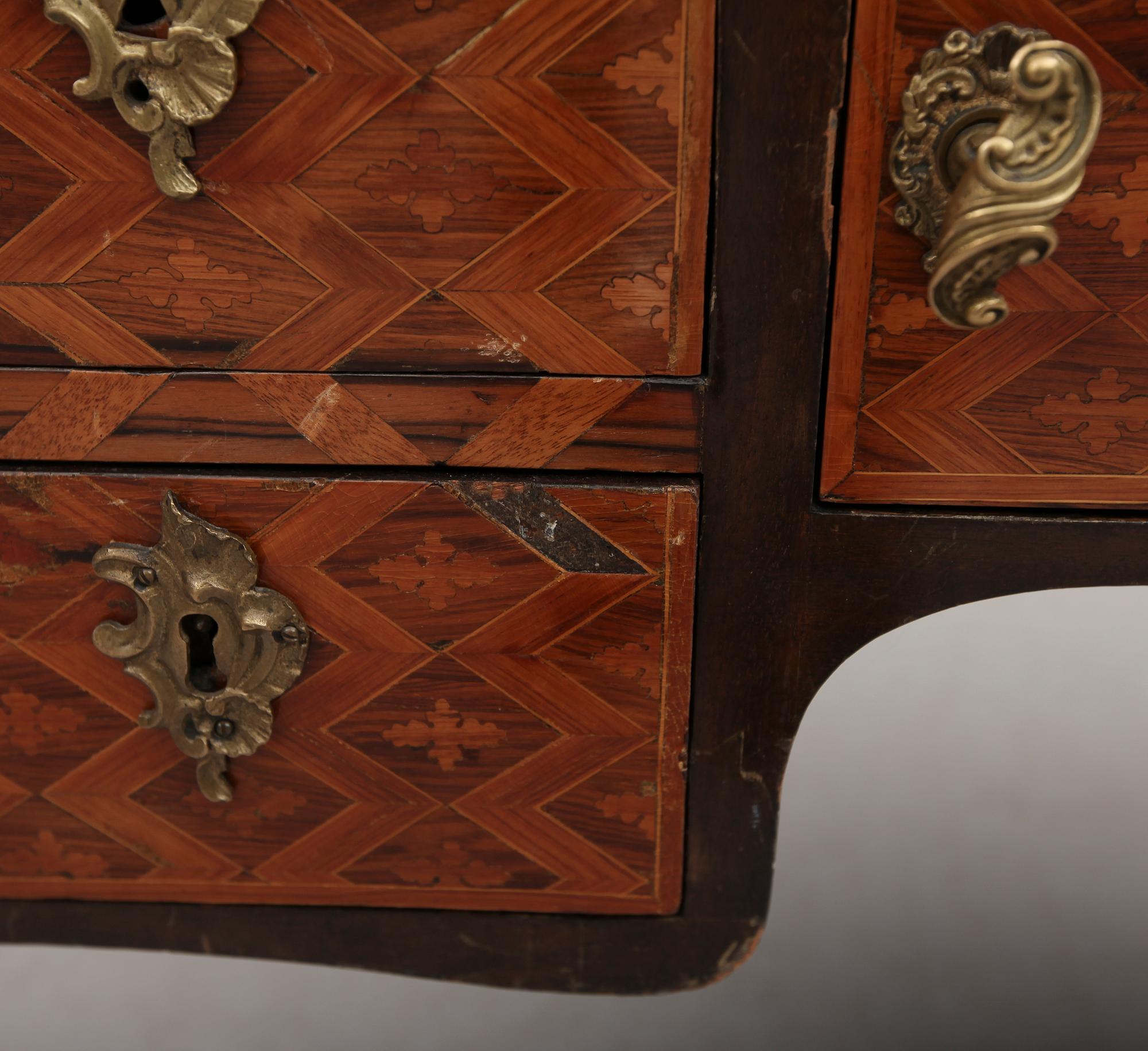 SKRIVBORD, Frankrike, sent 1700-tal.