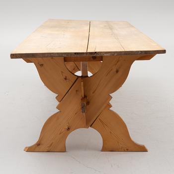 A Swedish pine table, Hälsingland, 18th-19th century.