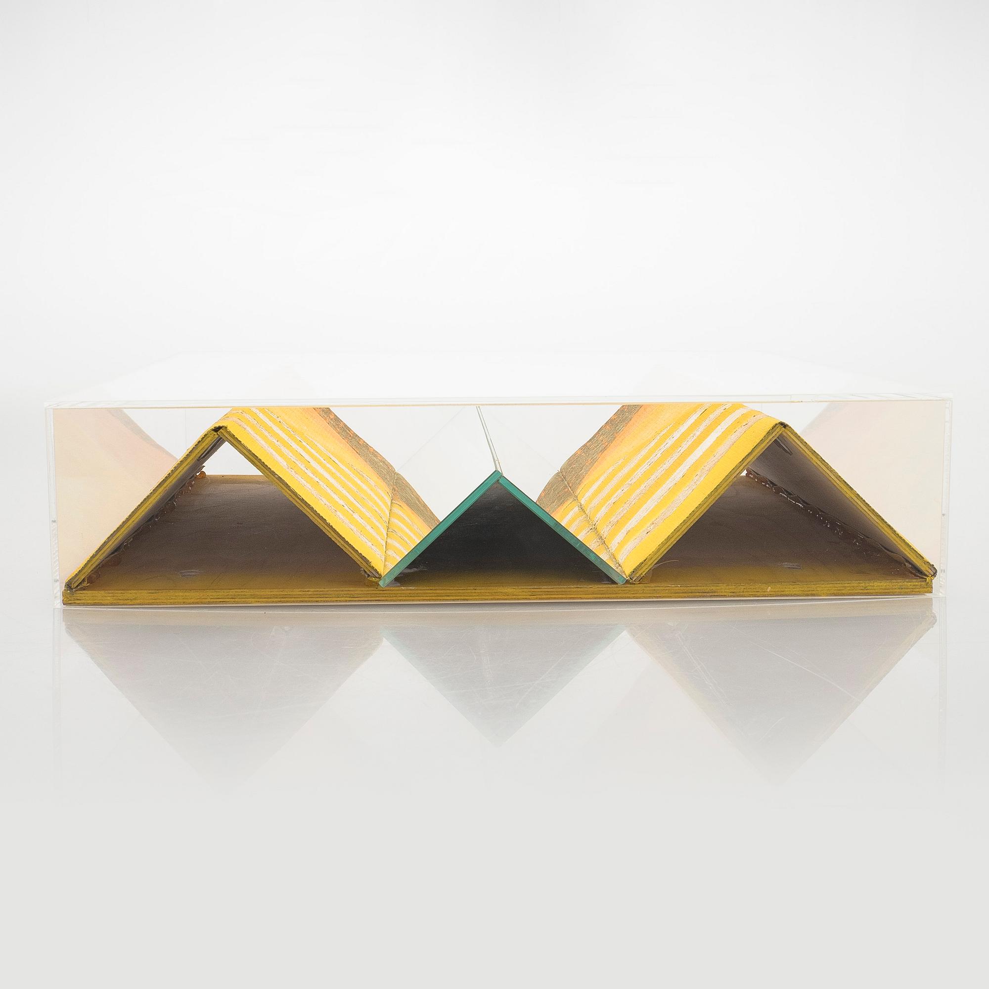 Francesca Mascitti-Lindh, an installation “Luce”, signed Francesca Mascitti Lindh, 2023.