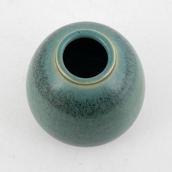 Eva Staehr-Nielsen, a stoneware vase, Saxbo, Denmark.