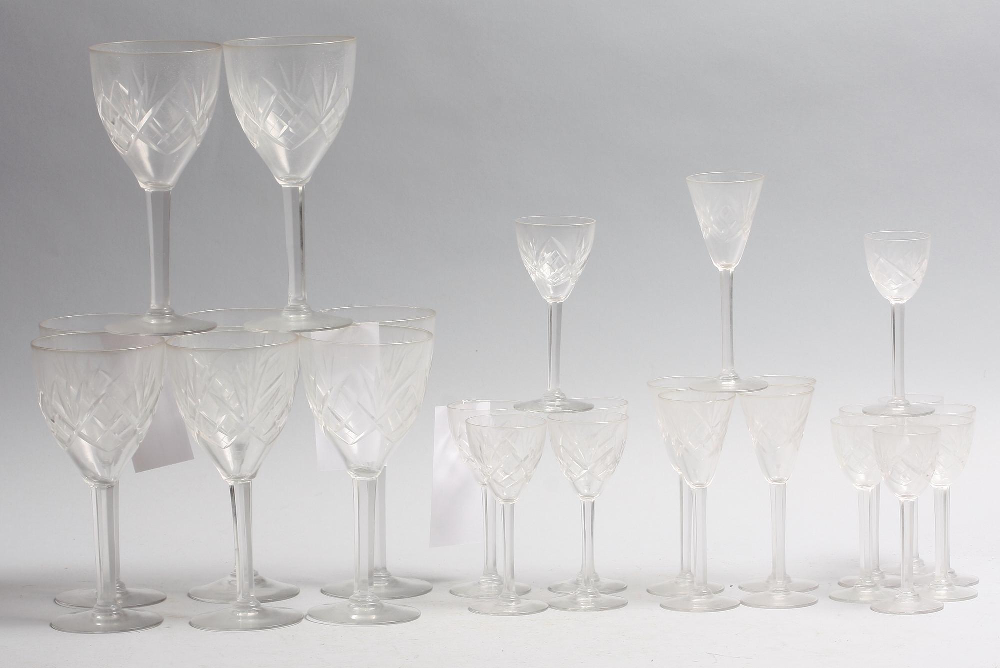 GLASSERVISDELAR, 25 st, Sverige 1900-tal.