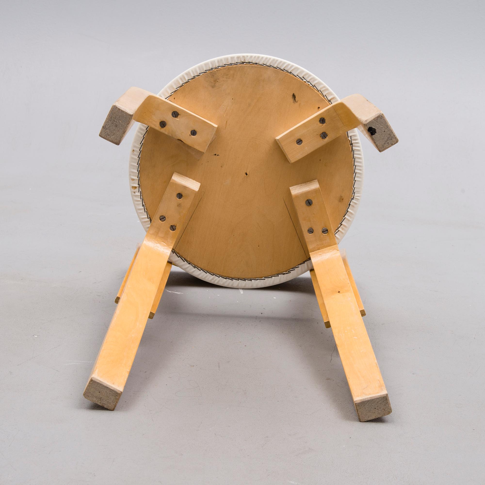 STOL, Alvar Aalto, Artek. Formgiven 1935.