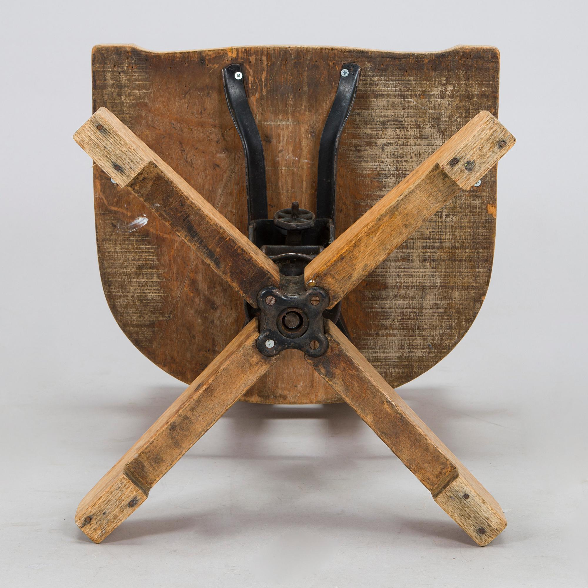 Skrivbordsstol, omkring 1900.