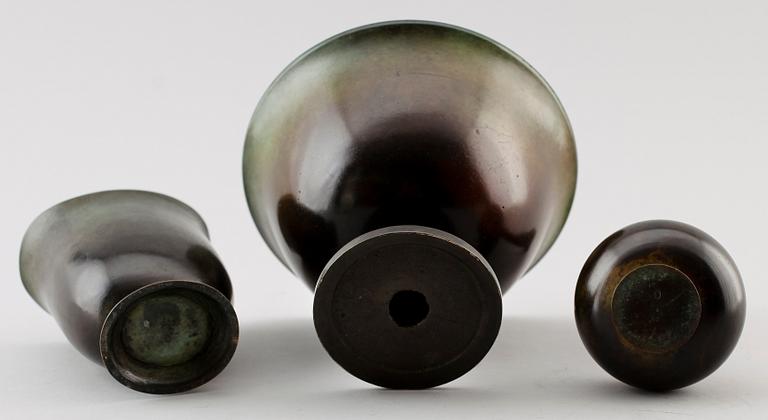 SKÅL OCH VASER, 3 st, brons, GAB, 1900-talets mitt.