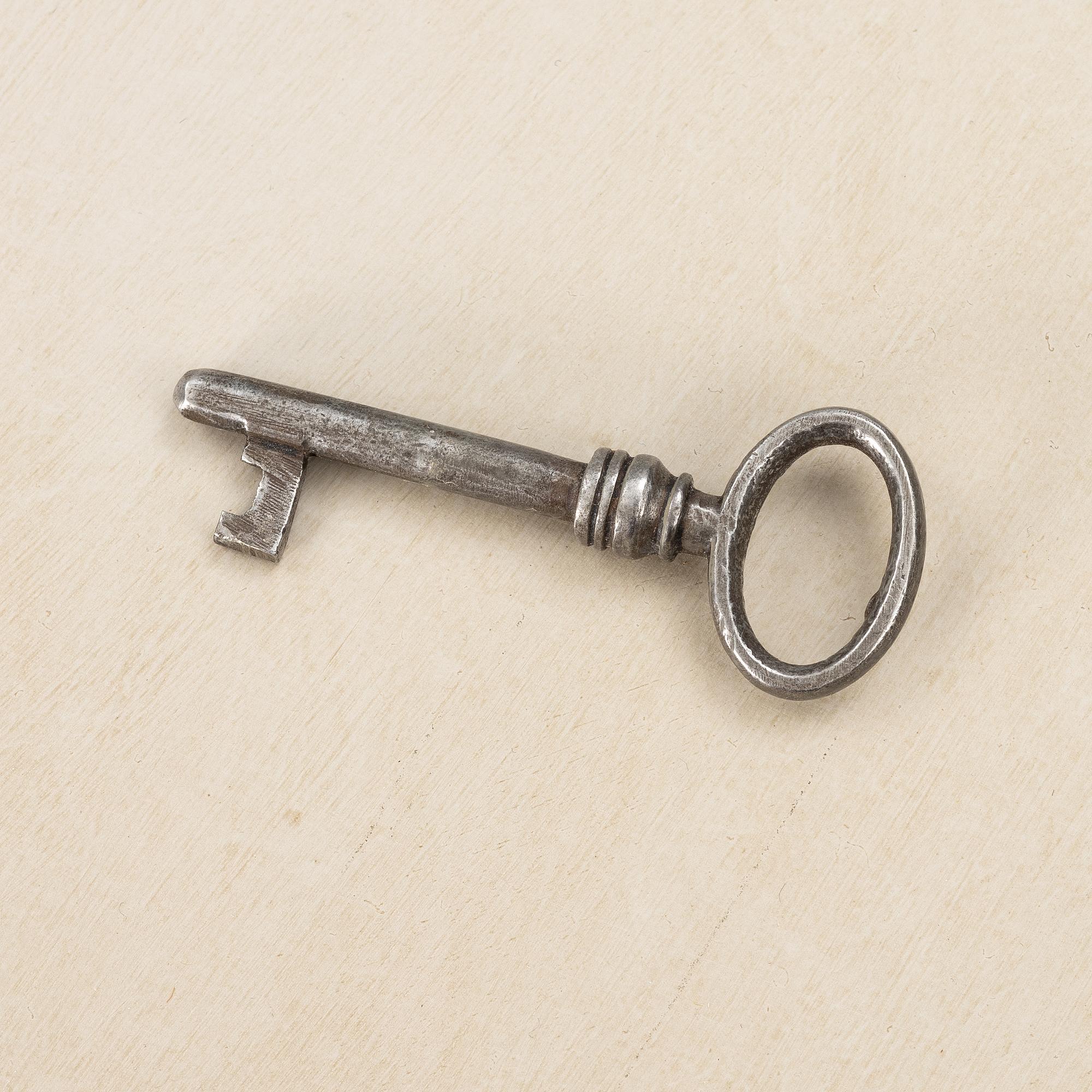 Cabinet, 20th century.