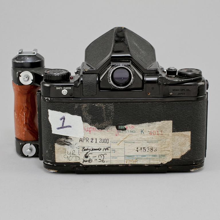 KAMERAHUS, Pentax 67, 1900-talets fjärde kvartal.