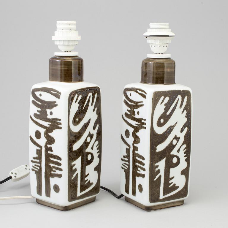 CARL-HARRY STÅLHANE, bordslampor, ett par, keramik, "Orient", Rörstrand.