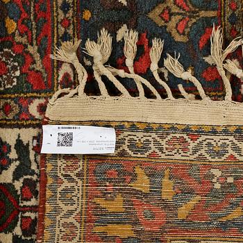 MATTA, orientalisk, old/semiantik. 209 x 138 cm.